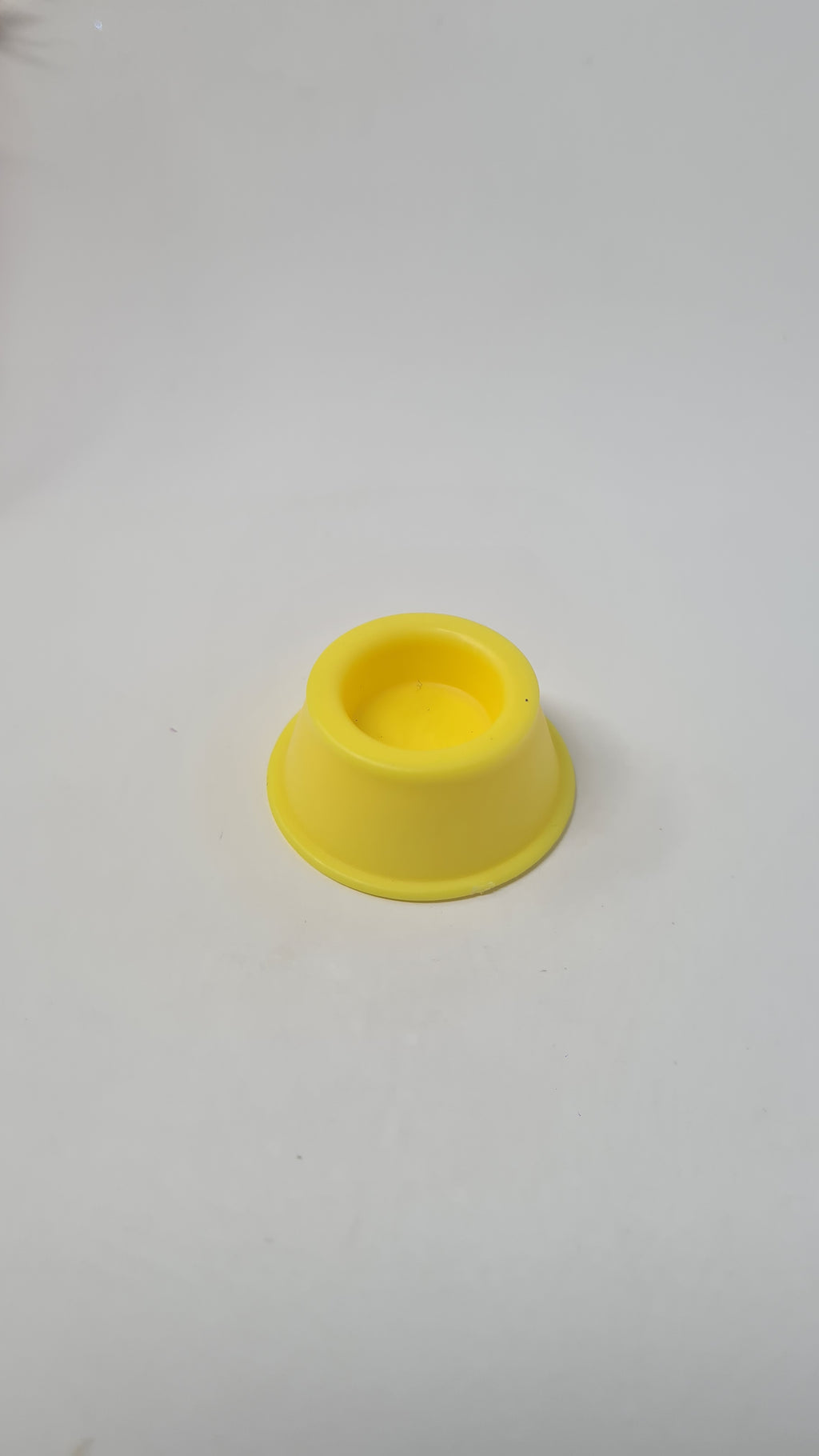 Barbie Doll Pet Bowl