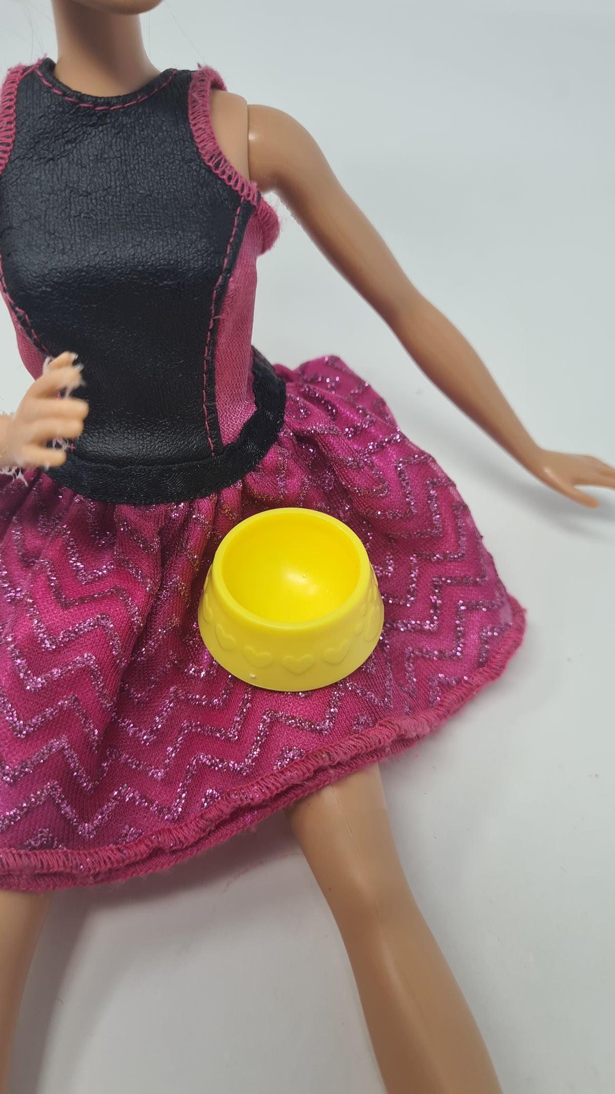Barbie Type Doll Pet Bowl
