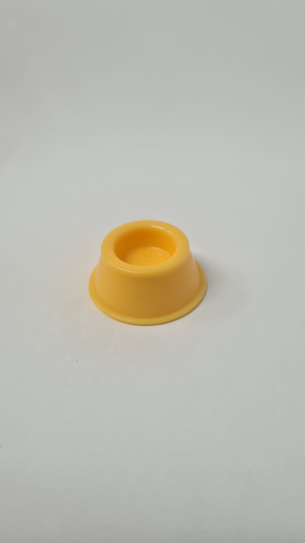 Barbie Doll Pet Bowl