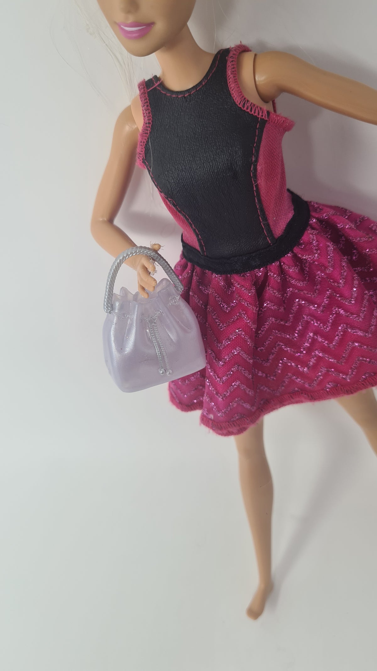 L.O.L OMG Doll Bag