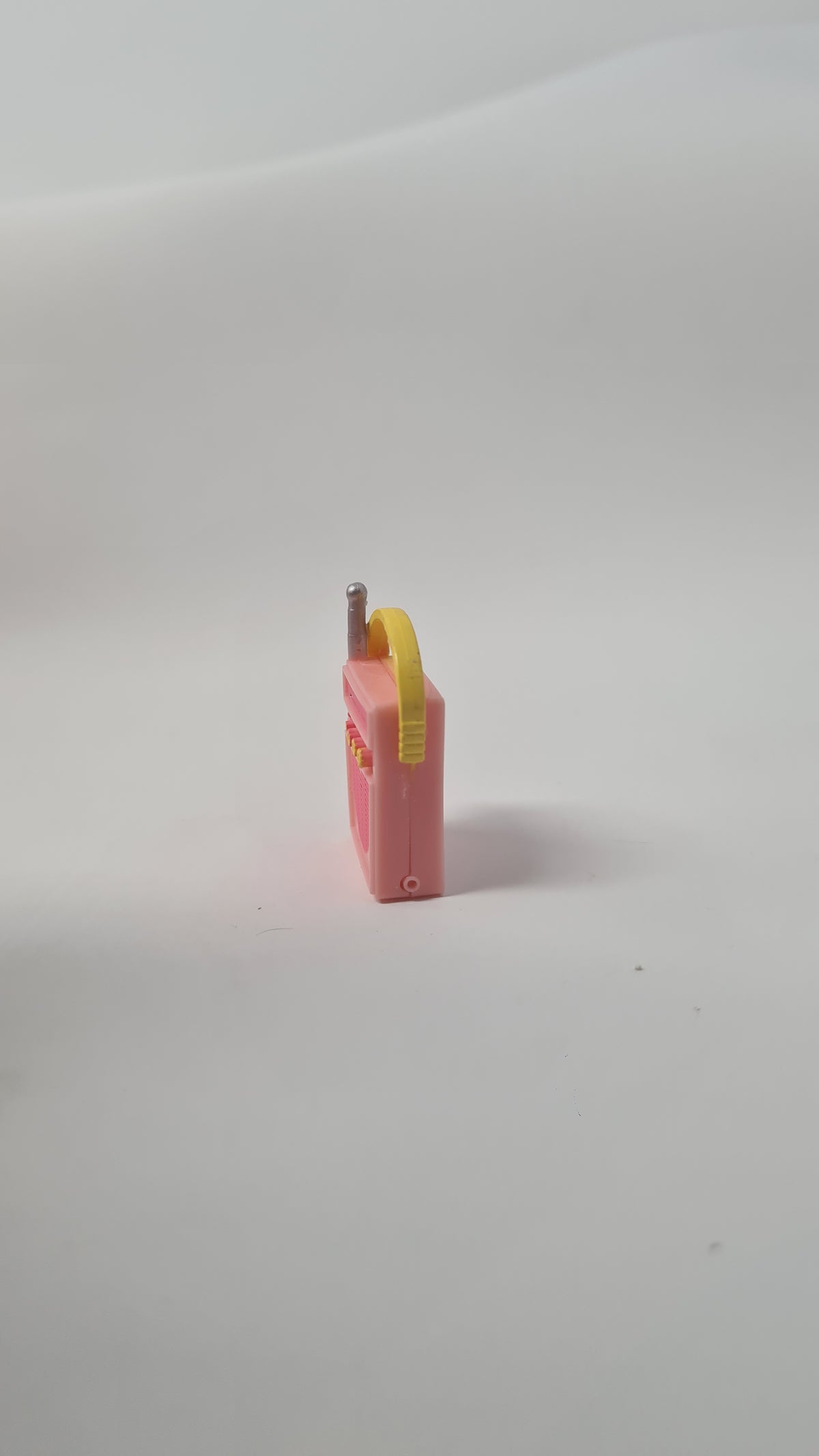 L.O.L Surprise Doll Radio