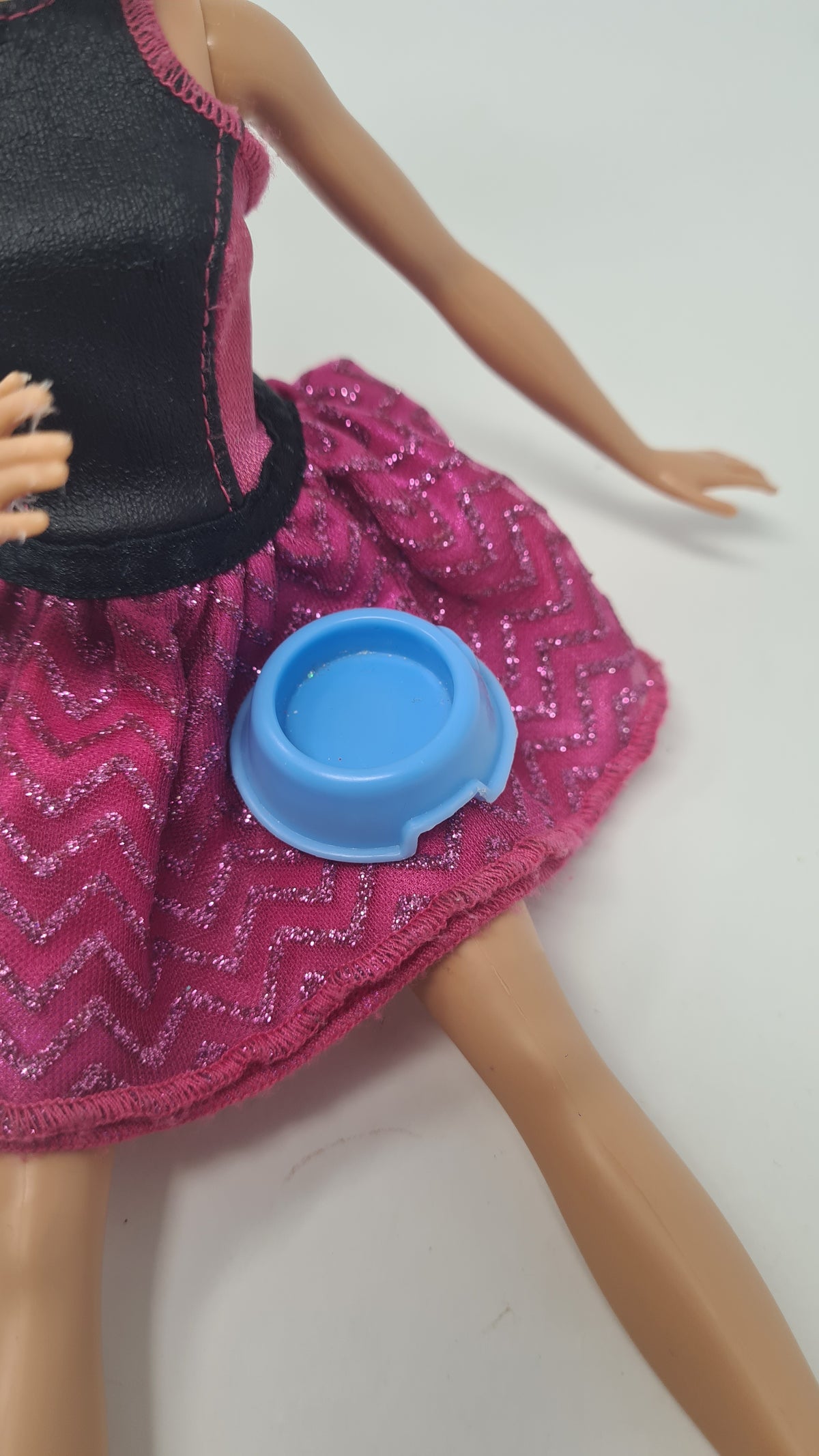 Barbie Type Doll Pet Bowl
