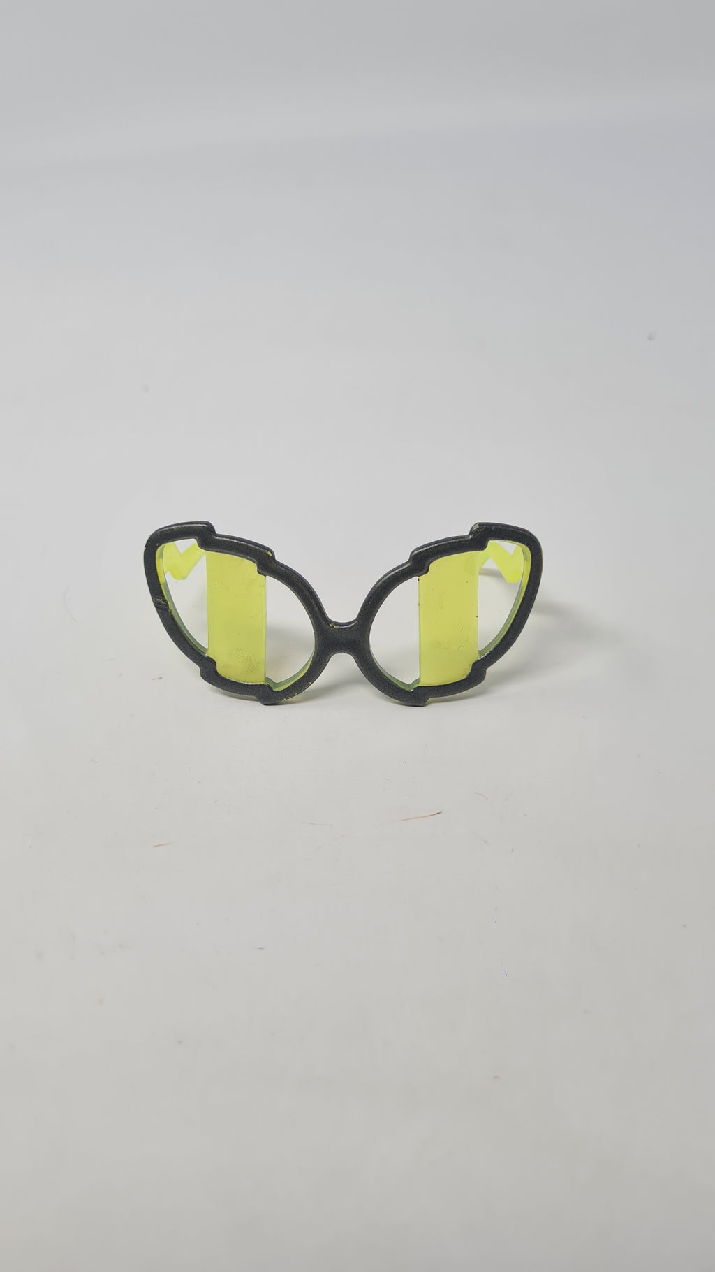 L.O.L OMG Doll Sunglasses